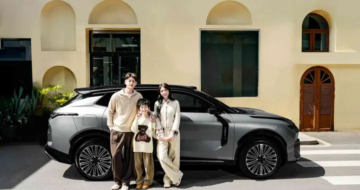 领克EM-P超电双子星八卦城实测，核心功能全通关