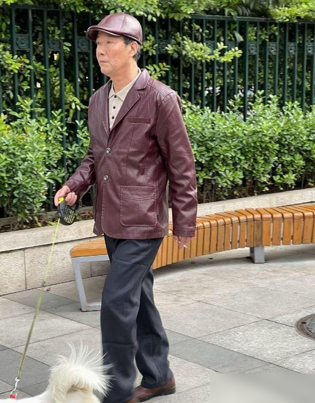 六七十岁别戴“老气帽”！这4款减龄帽，戴对了年轻10岁