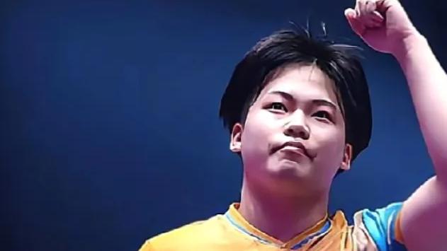 烟花呀灬：王励勤现在估计心里五味杂陈