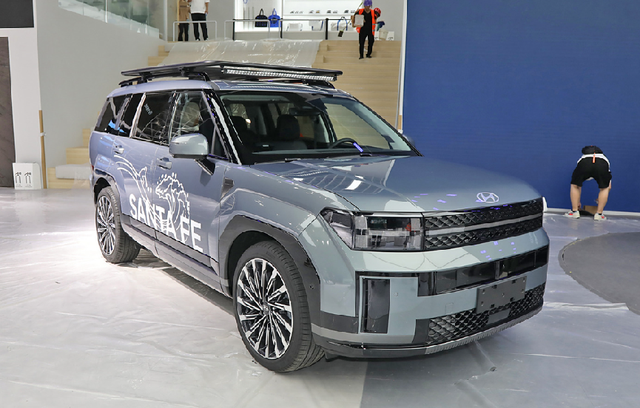 厚道的韩系车？油耗超11L/100km，全新胜达了解一下