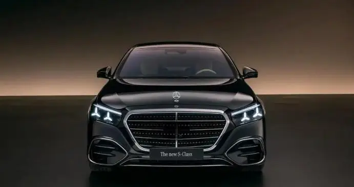 奔驰140岁生日，新款S级完成全球首秀，还提供三种动力选择