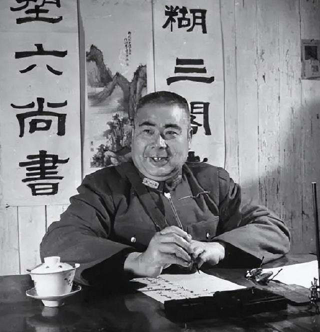 1948年冯玉祥不幸遇难，毛主席一天连发两封唁电：实为国家之损失