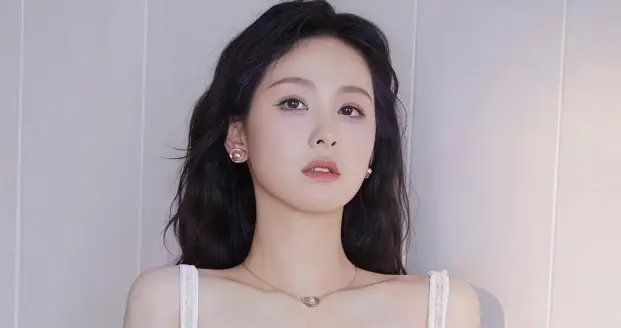 陈都灵