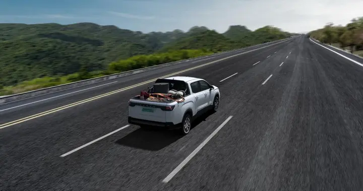 试驾完雷达金刚PHEV，才明白什么叫真正的“电混力量”