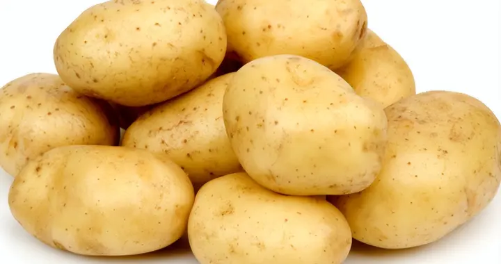 土豆再次被关注！医生发现：高血压患者常吃土豆，或出现4种变化