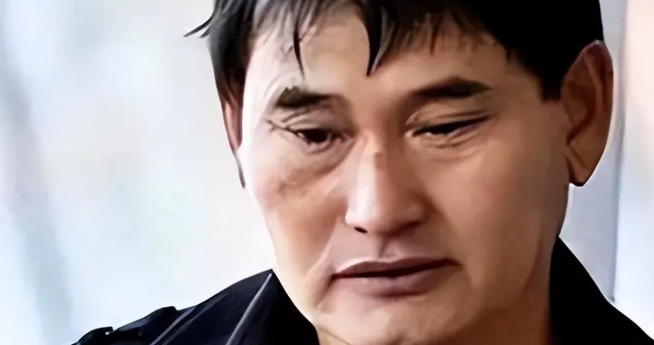 跳楼身亡 家里现金堆成山 偷养私生子 大衣哥为自己的私生活谣言正名