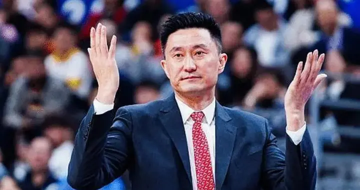 豪华战舰再度启航，十一冠王广东队剑指冠军，萨姆纳给足杜峰底气