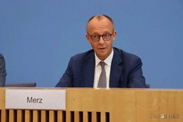 默茨又给高市早苗上了一课：套近乎没有用，德国和日本不是一路人