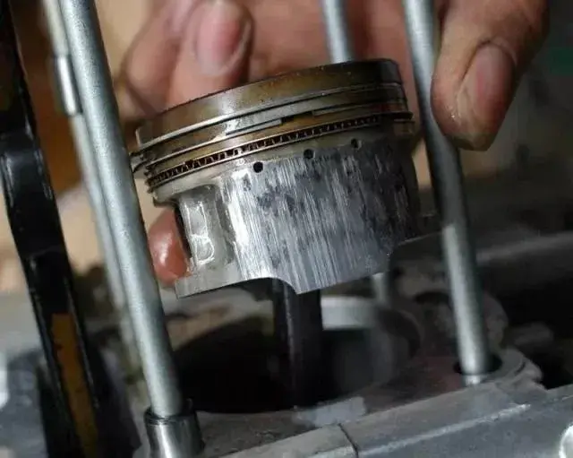 夏天为什么是摩托车拉缸的高发期？应该注意些什么？