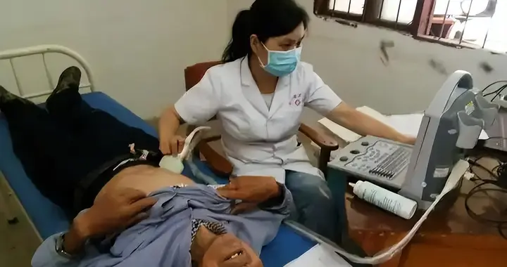 不管你信不信，乙肝患者过50岁后，基本都有这5现状，要学会接受