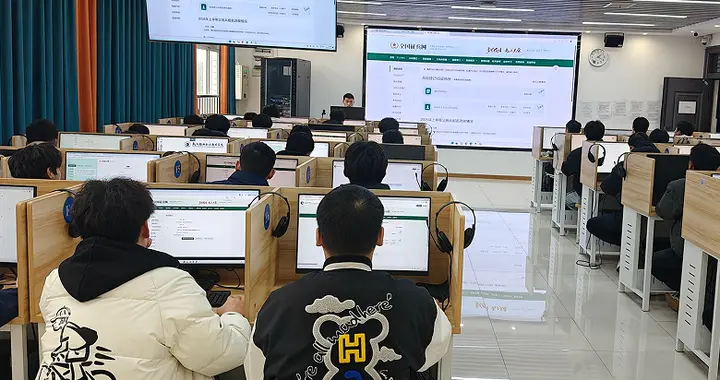 武汉船舶职业技术学院：从特战尖兵到“兵教头”，他选择二次入伍