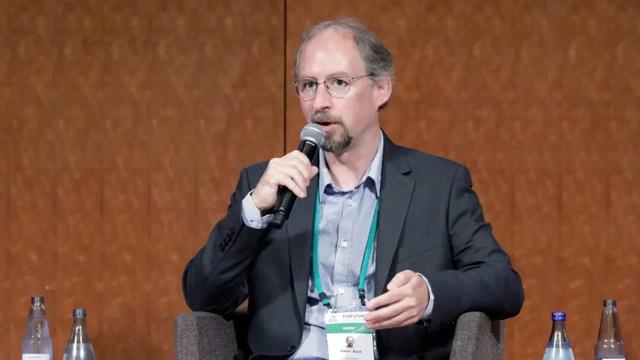 黑噪音：发明比特币的中本聪到底是谁？ 《