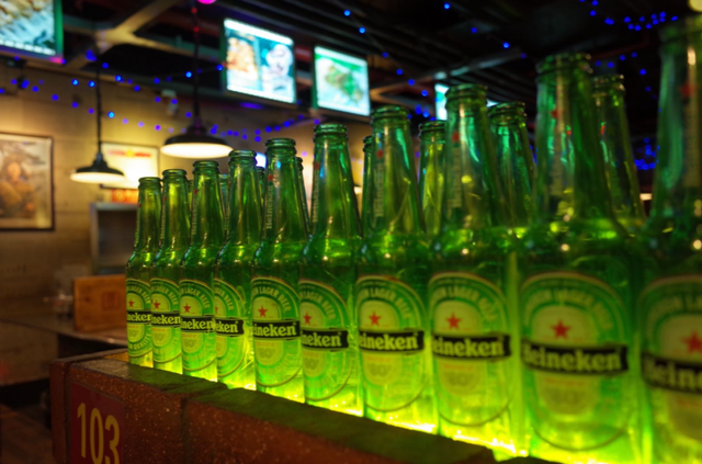 天天喝酒的人会得什么病？研究发现：经常喝酒最伤这2个器官！