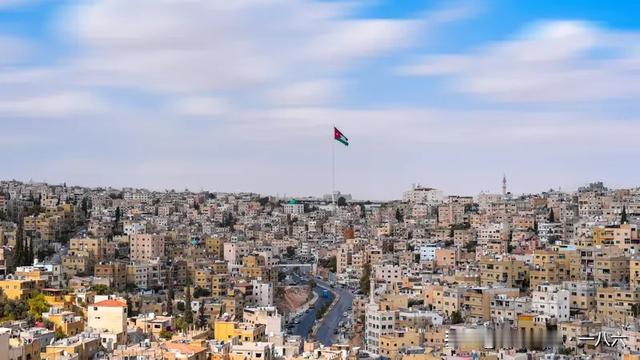 花旅日记·一八六：🔥突发！一边轰炸一边