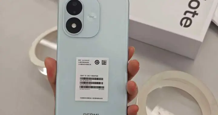8000mAh塞进8.26mm机身，红米Note17堆料太实在