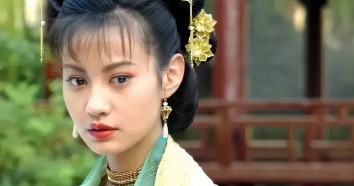 原来江玉燕现实老公长这样，身高160？没母女俩高，胜在宠妻爱女