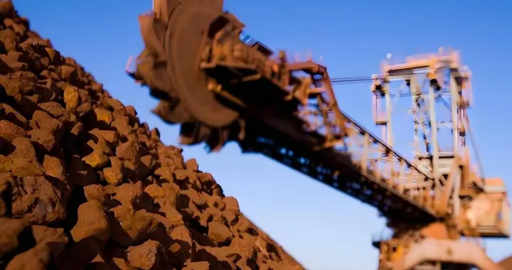 美国稀土库存消耗进入倒计时，特朗普急着请中方高抬贵手