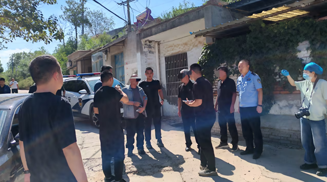 37岁男子在两村行凶致2死2伤 潜逃外省已被擒获，疑因邻里纠纷作案