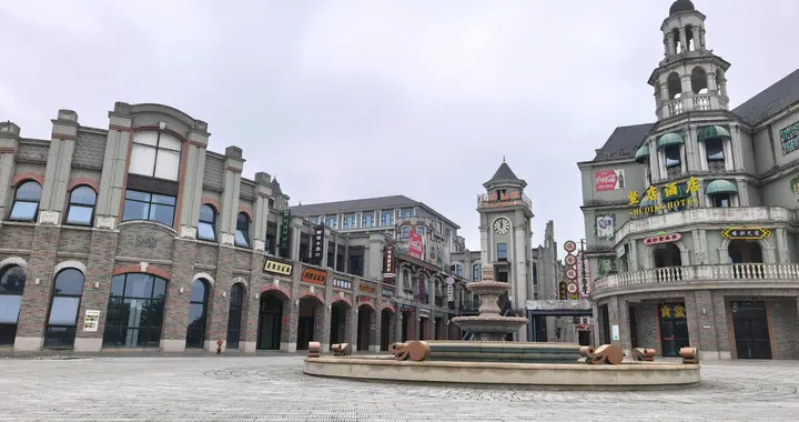 实探湖南竖店影视城，有轨电车+民国街很出片，可惜冷冷清清