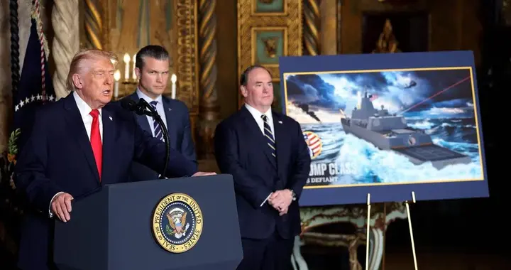 终于摊牌了，美航母两大硬伤暴露，特朗普急推新舰救场