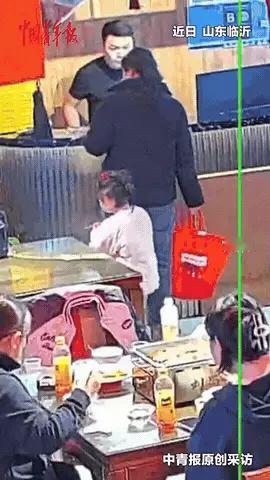 向日葵的微笑：山东，一位母亲给孩子看完病