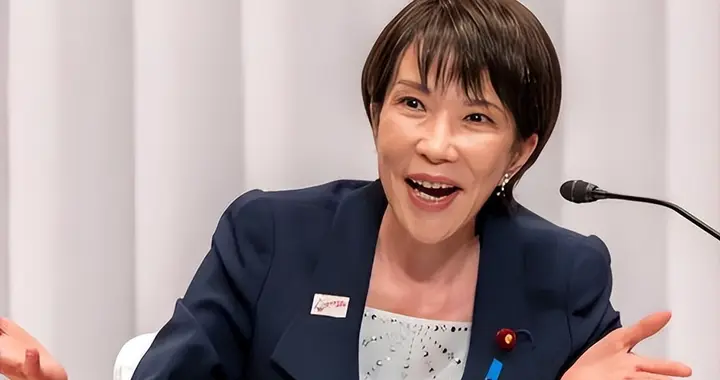 收拾高市早苗，不用中方出手，日本发现不妙，访华行程按下暂停键