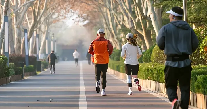 女子因肺栓塞不幸走了！医生：天冷宁愿躺着玩手机，也别干这4事