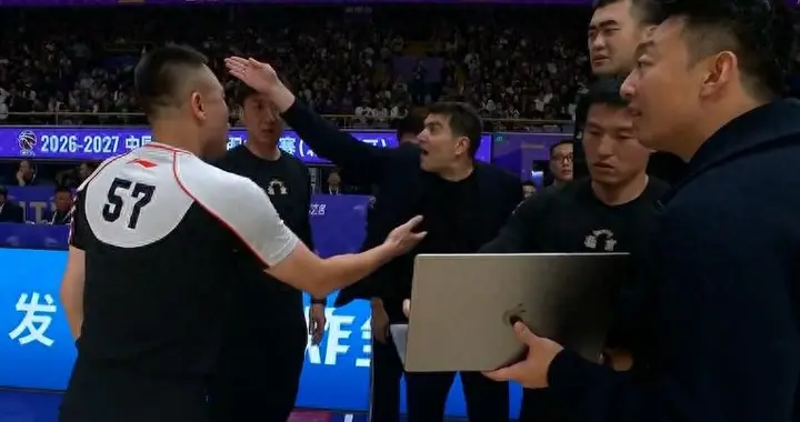 CBA：北控丢掉主场，赛后三人被炮轰，离开广东男篮后再度迷失