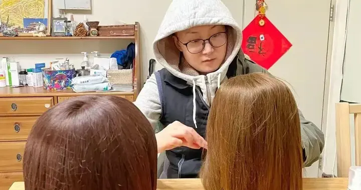 39岁，癌症晚期，她把日子活成了喜剧