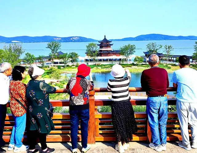 太湖春影：大有秋的假日诗章