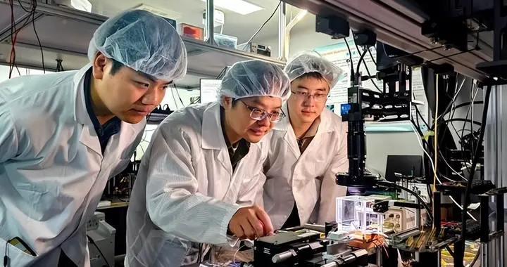 卸下重担的布林肯曾直言：如果中美一对一单挑，赢家并不会是美国