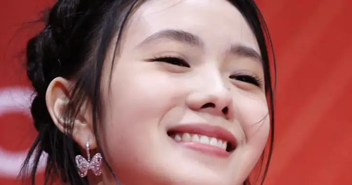 刘浩存真是老天爷赏饭吃，谁还有这破碎感和高级感？