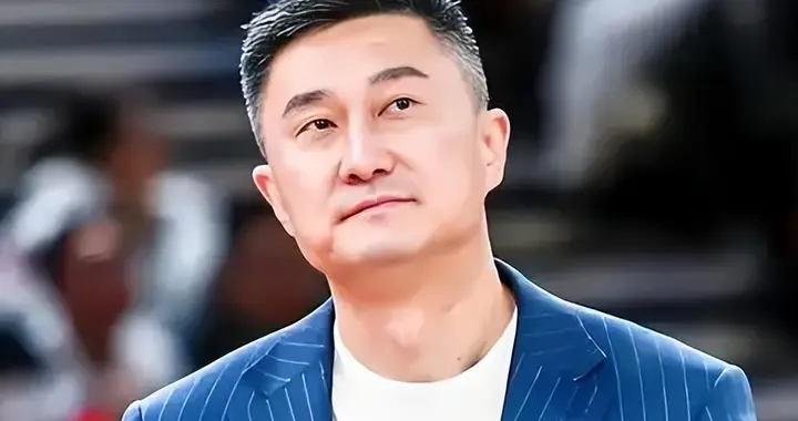 CBA格局大洗牌：杜锋卸任宏远、庞峥麟扶正、首钢八位数吃回头草