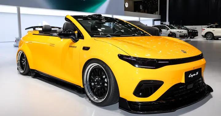 限时9.28万起！无边框车门+19寸轮毂，Lafa5值得选吗？