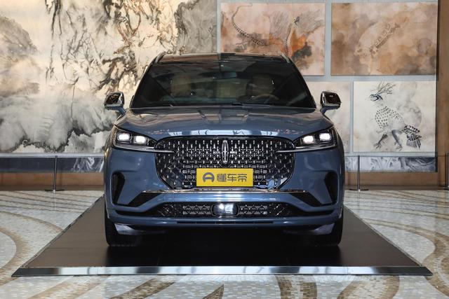 奥迪Q7的对手来了，配3.0T+10AT，降价9.5万，提供6/7座布局可选