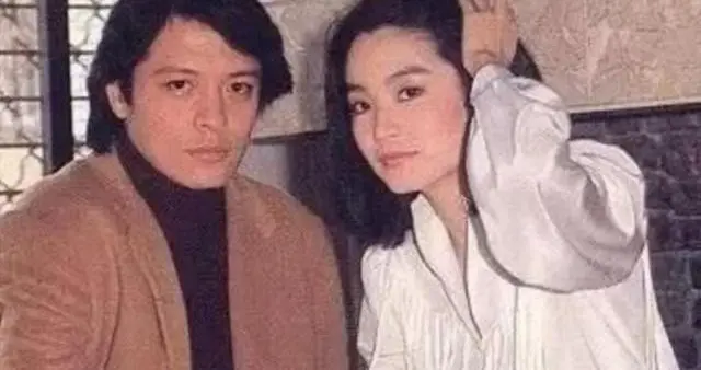 钱再多有什么用？独居英国20年靠吃速冻饺子，64岁费翔还是崩溃了