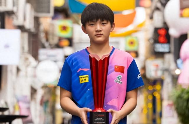 乒乓球突尼斯赛今天开打！国乒派出13岁小将，挑战张本美和勒布伦
