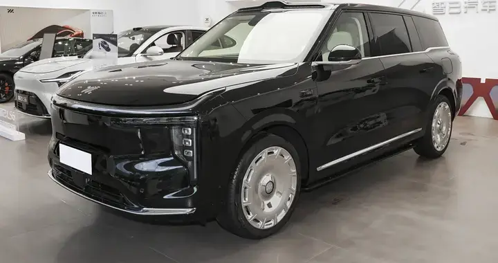 开惯自己的奥迪Q5L，再体验智己LS9，车主：不是一个时代的产物！