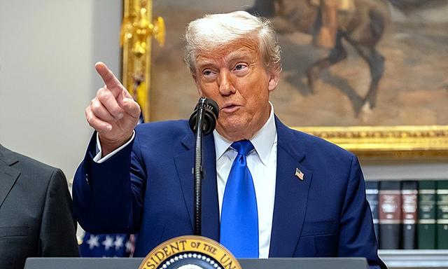 台当局两个“友邦”派人访华，我外交部一视同仁，给了该有的待遇