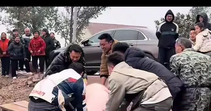 一样的刨猪宴，原味与变味，冰火两重天