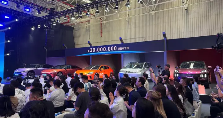 第3000万辆车下线仪式，为何广汽偏偏选了一辆右舵车？