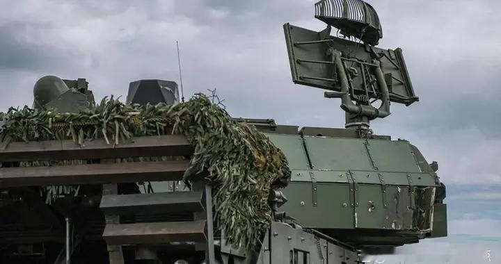 5小时击落17架，价值千万的导弹打几万美元的无人机，俄罗斯这场仗打得太憋屈了