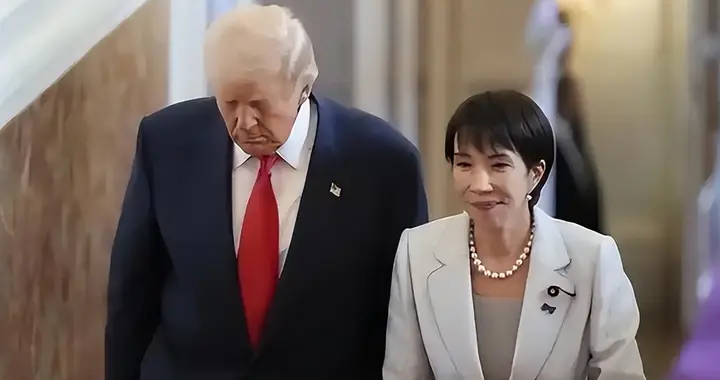 和特朗普聊完，高市笑不出来了，美国告诫日本：中方反制才刚开始