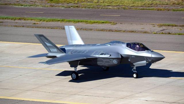 锐闻：前一天还在中东剑拔弩张的美军，转头