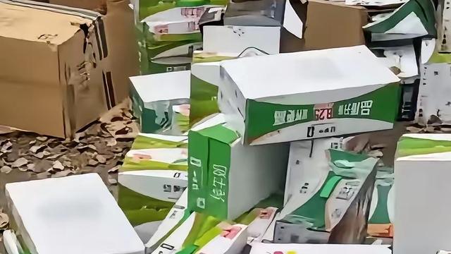 有趣的橘子：“浙江又火了！”河南货车司机