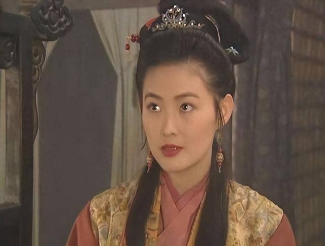 李逵脾气暴躁，狠起来连宋江都敢砍，但唯独惧怕这3人！