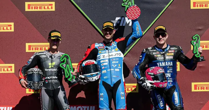 43冠之后看两轮新王，领克致敬张雪机车