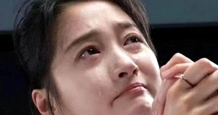 陪玩陪睡仅是皮毛！鹿晗风波再次升级，知情人曝关晓彤原谅过两次