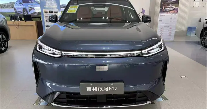 吉利银河M7干货｜10-15万级家用插混SUV，续航/空间/智能全解析