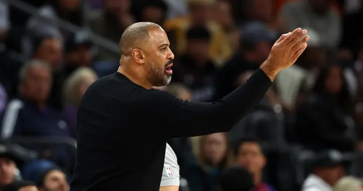 换帅吧，斯通！乌度卡的“短板哲学”正在毁掉火箭的未来！